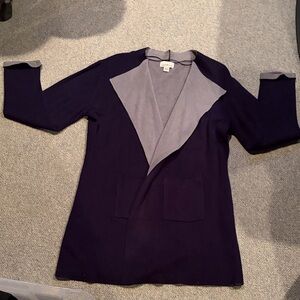 Jaclyn Smith Navy and Gray Cardigan